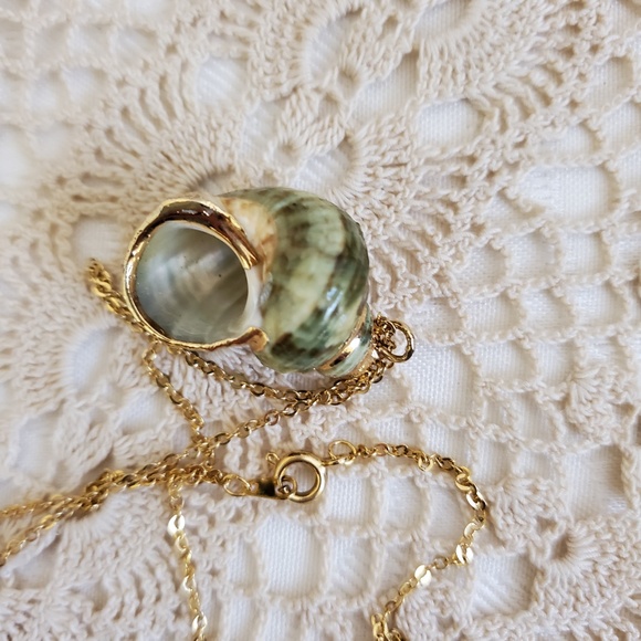 Gold Plated Sea Shell Necklace - Picture 2 of 6